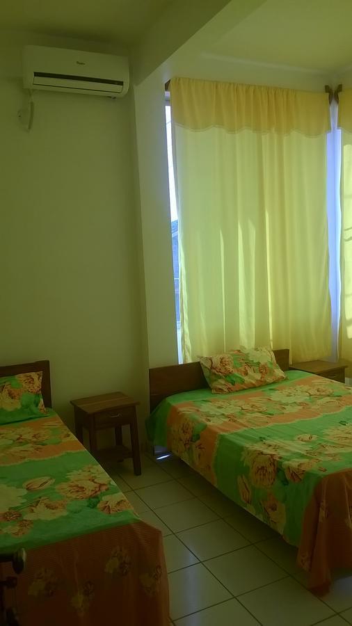 Hotel Alma Trinidad Екстериор снимка